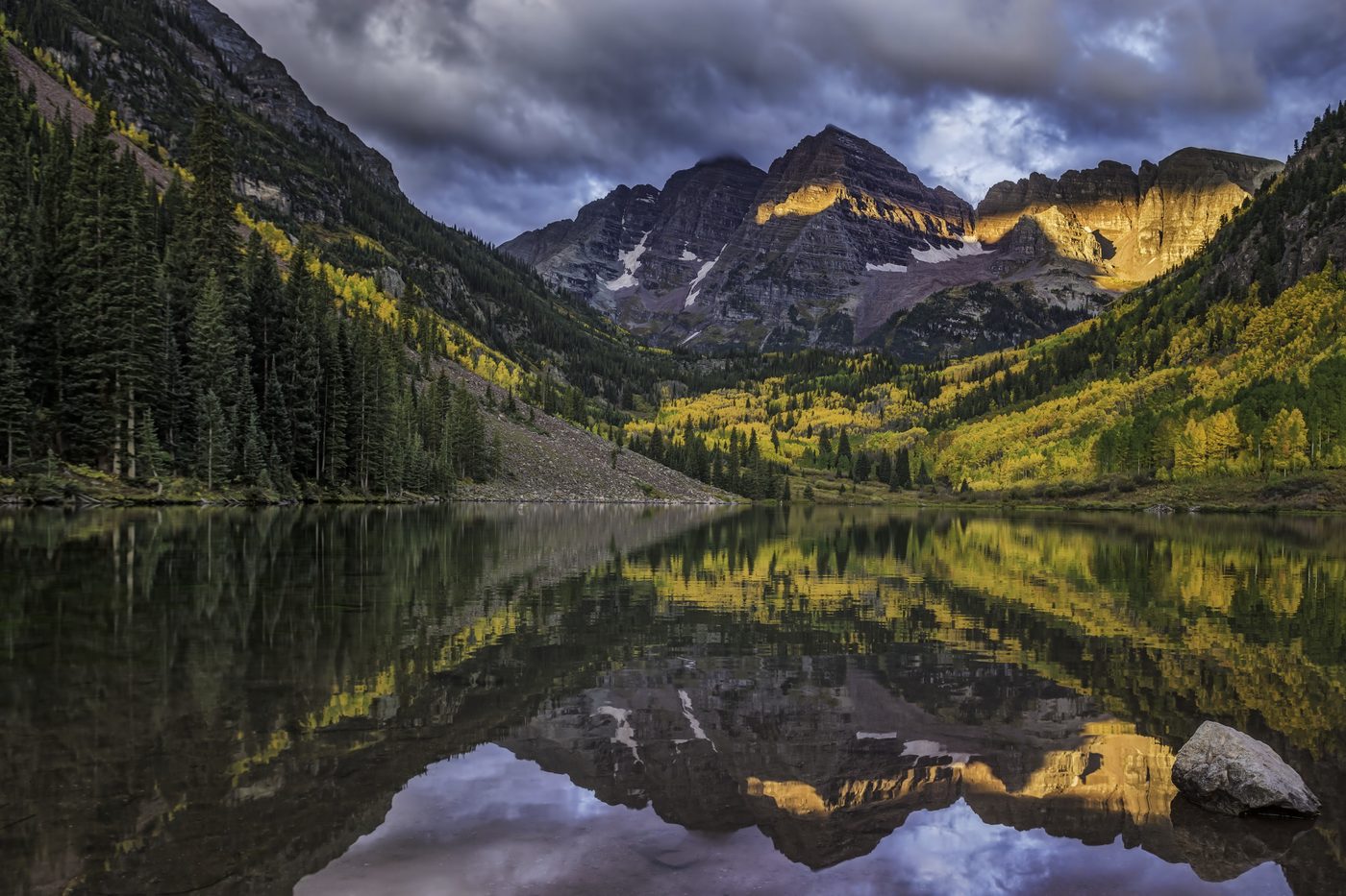 Maroon Bells reflection